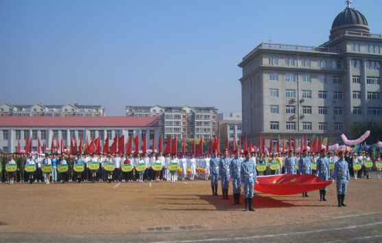 鞍山铁东区新世纪学校小学部数学老师