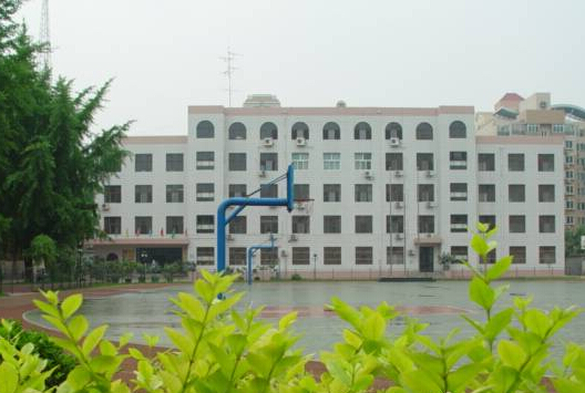 北京海淀区二里沟中心小学数学老师